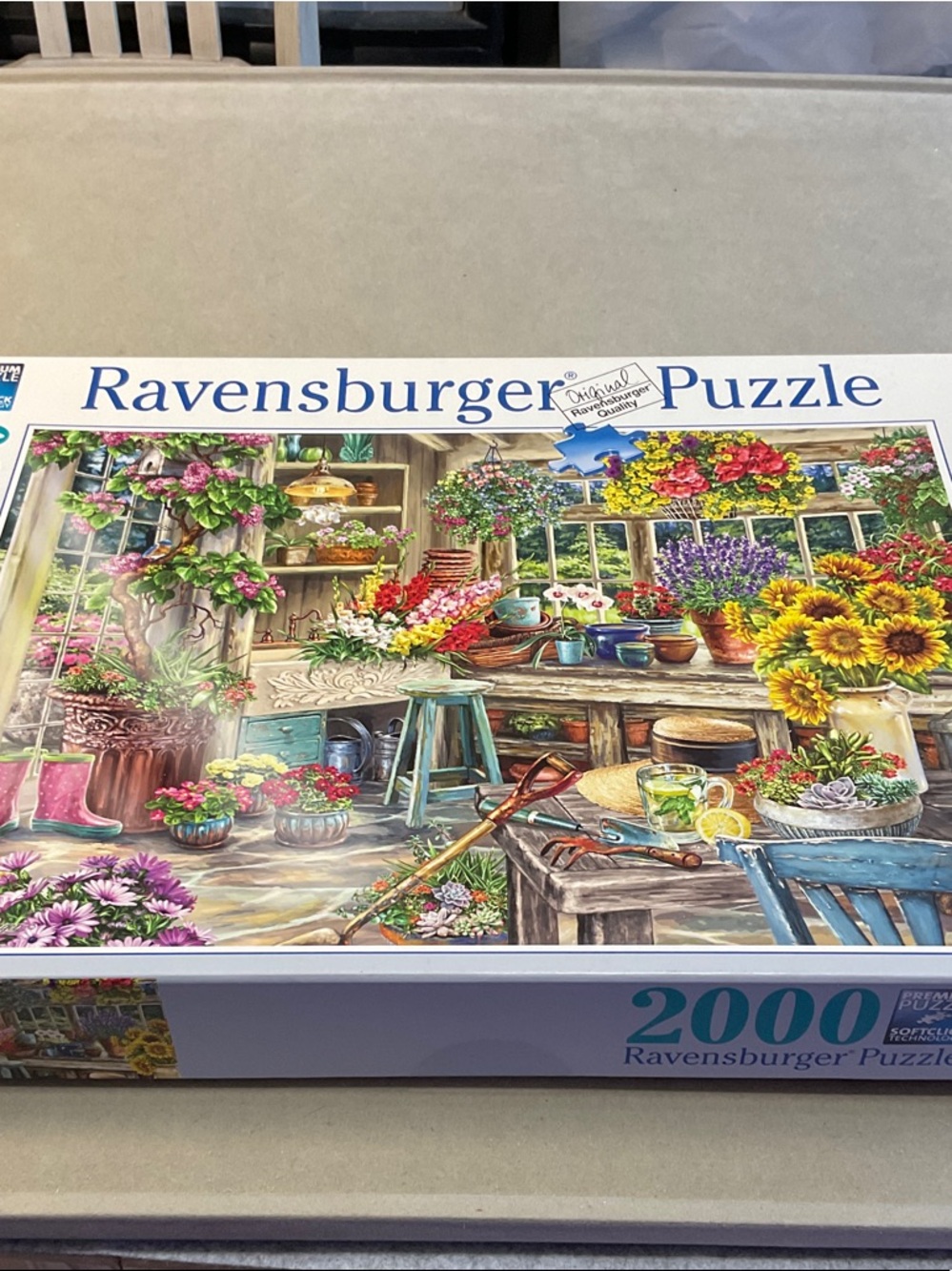 Ravensburger 2000-Piece Garden Workshop Puzzle - Multi-Color